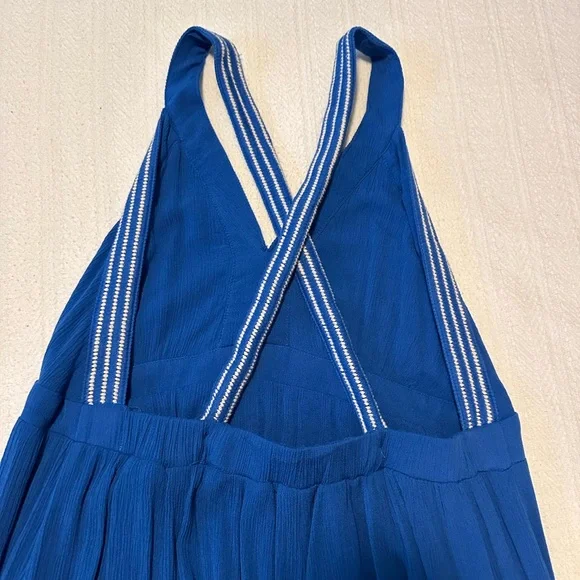 Gibson Cross Strap Maxi Dress - Picture 4 of 11